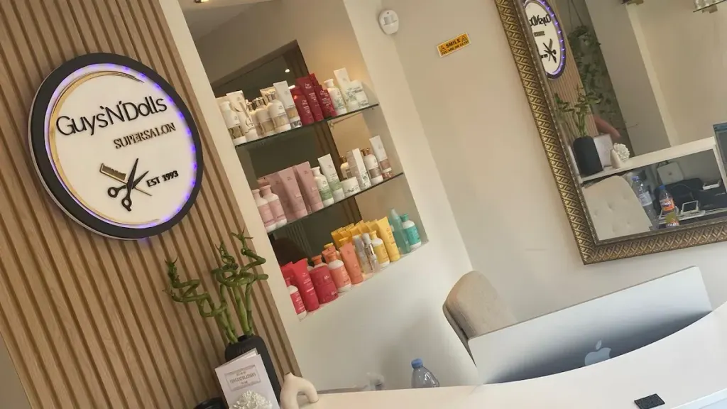 Guys N Dolls - Supersalon — Hairdresser in Dartford